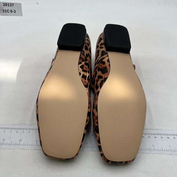 Leopard Print Women's Flats - Picture 7 of 8